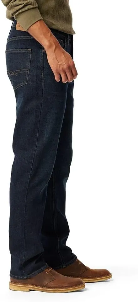 Signature by Levi Strauss & Co. Gold Men's Athletic Fit Jean (Standard and Big & Tall)